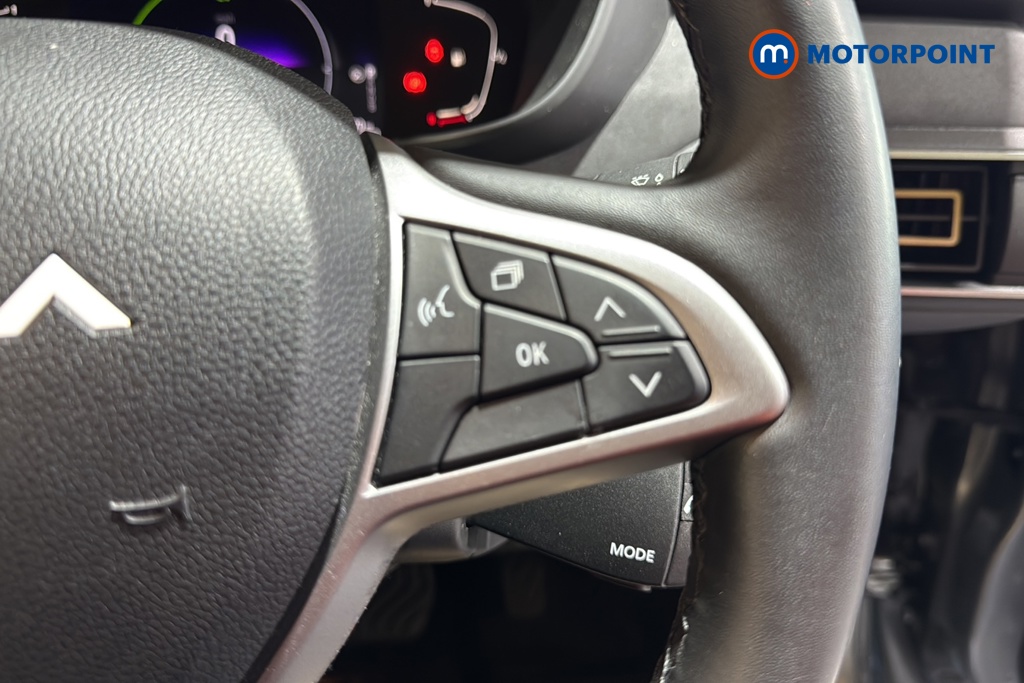 Dacia Jogger Extreme Automatic Petrol-Electric Hybrid People Carrier - Stock Number (1634092) - 3rd supplementary image