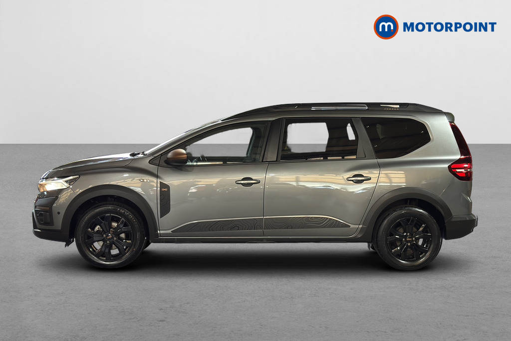 Dacia Jogger Extreme Automatic Petrol-Electric Hybrid People Carrier - Stock Number (1634092) - Drivers side