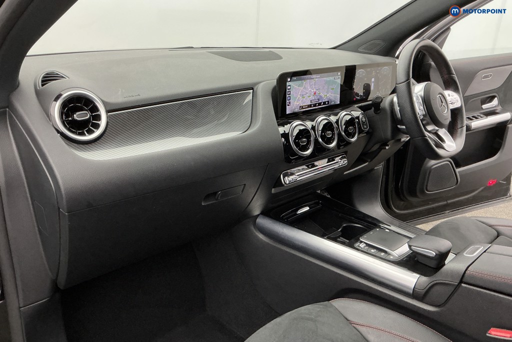 Mercedes-Benz GLA Amg Line Automatic Petrol SUV - Stock Number (1634210) - 9th supplementary image
