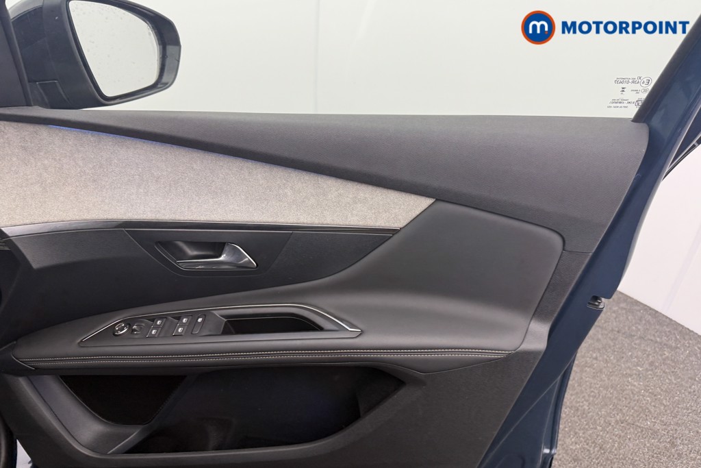 Peugeot 3008 GT Automatic Petrol Plug-In Hybrid SUV - Stock Number (1634342) - 9th supplementary image