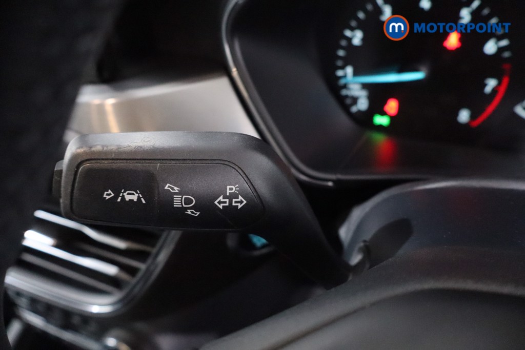 Ford Focus Titanium Edition Manual Petrol Hatchback - Stock Number (1634466) - 15th supplementary image