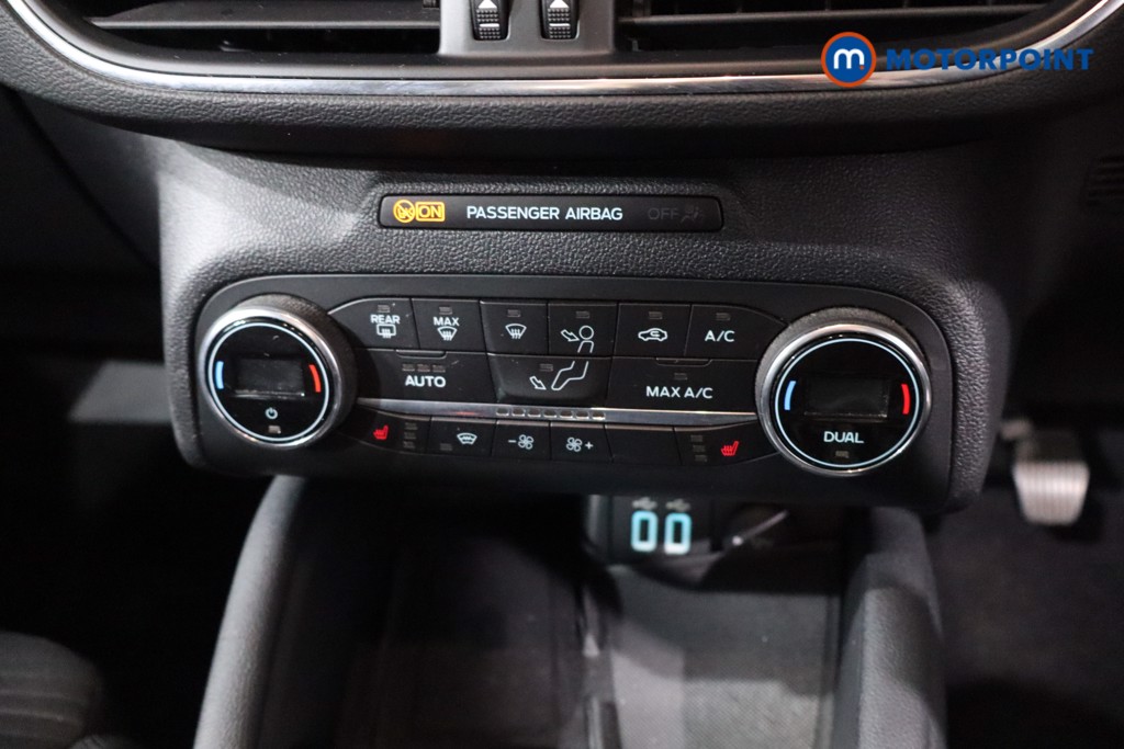 Ford Focus Titanium Edition Manual Petrol Hatchback - Stock Number (1634466) - 17th supplementary image