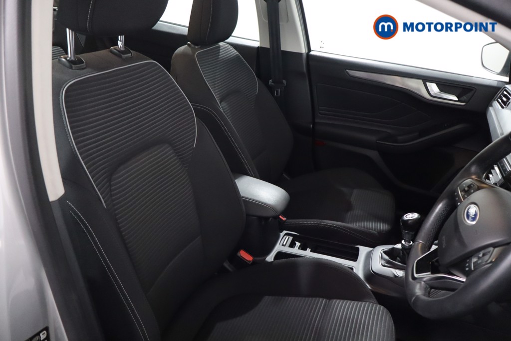 Ford Focus Titanium Edition Manual Petrol Hatchback - Stock Number (1634466) - 21st supplementary image