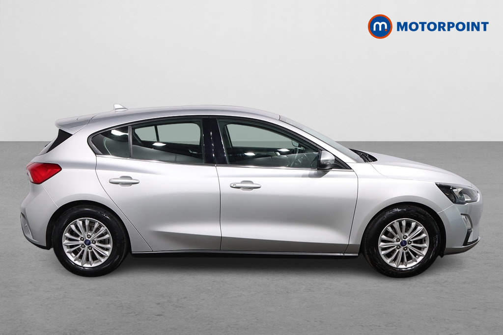 Ford Focus Titanium Edition Manual Petrol Hatchback - Stock Number (1634466) - Drivers side