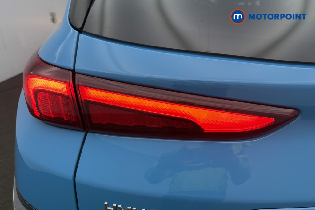 Hyundai Kona Premium Automatic Petrol-Electric Hybrid SUV - Stock Number (1635077) - 9th supplementary image