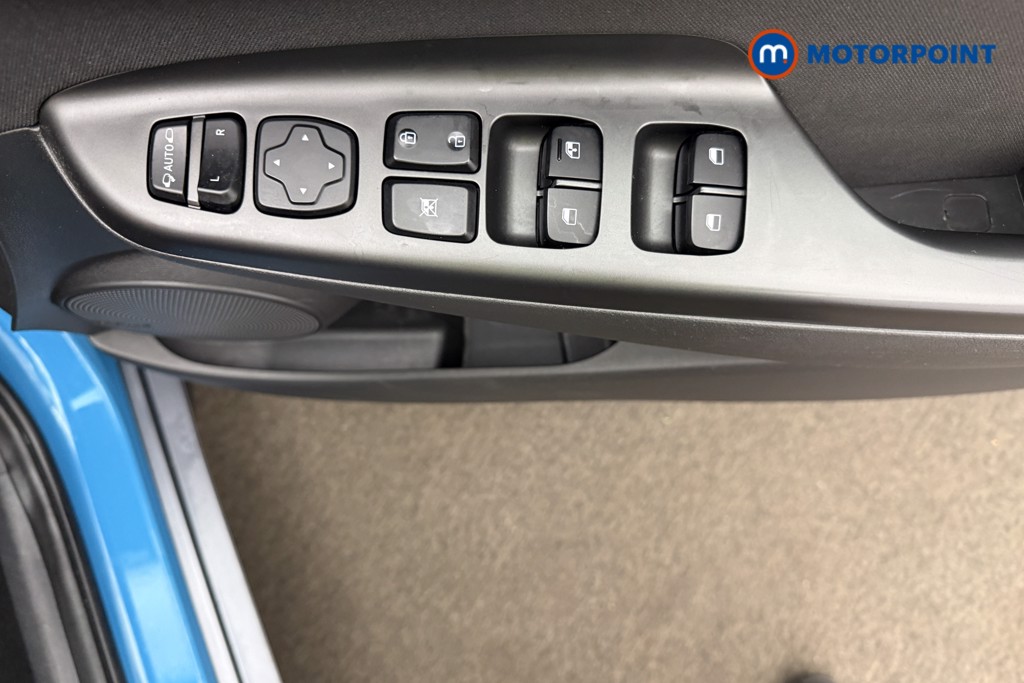 Hyundai Kona Premium Automatic Petrol-Electric Hybrid SUV - Stock Number (1635077) - 19th supplementary image
