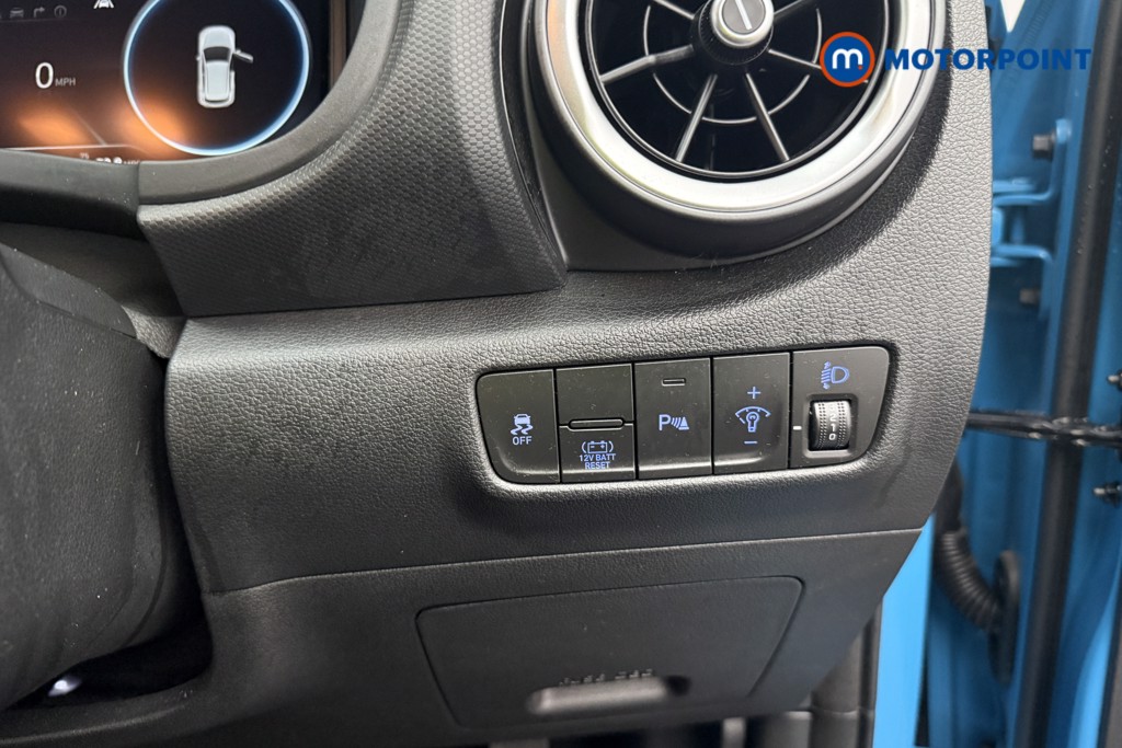 Hyundai Kona Premium Automatic Petrol-Electric Hybrid SUV - Stock Number (1635077) - 20th supplementary image