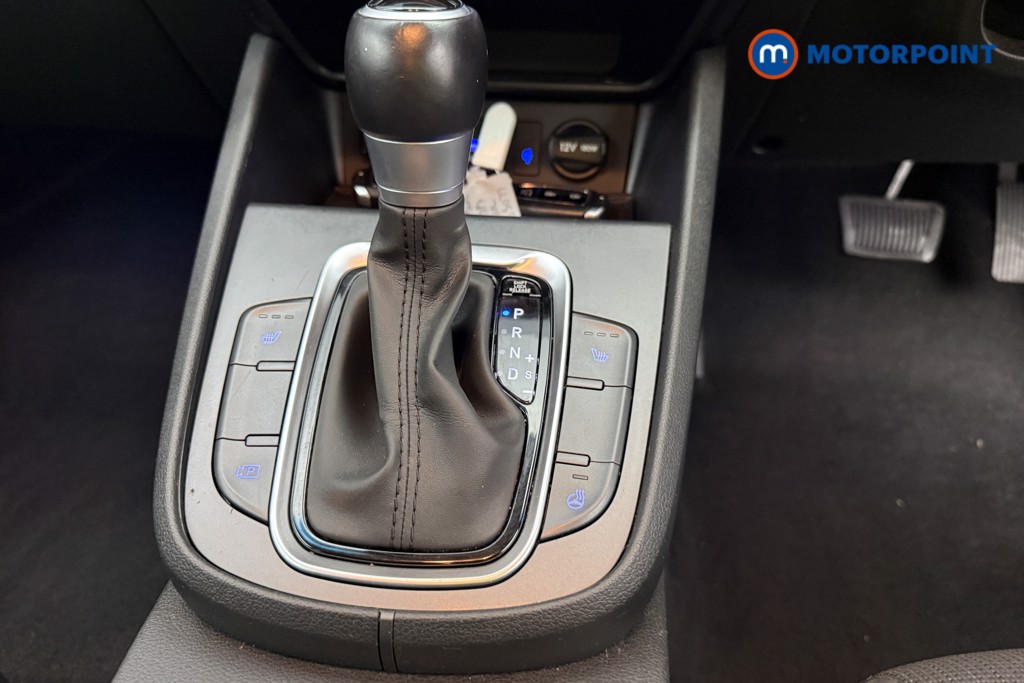 Hyundai Kona Premium Automatic Petrol-Electric Hybrid SUV - Stock Number (1635077) - 22nd supplementary image