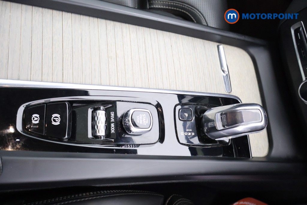 Volvo Xc60 Inscription Pro Automatic Petrol Plug-In Hybrid SUV - Stock Number (1635251) - 8th supplementary image