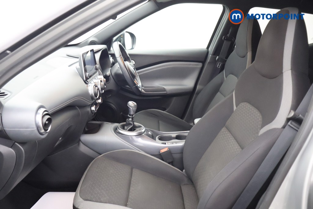 Nissan Juke N-Connecta Manual Petrol SUV - Stock Number (1635256) - 18th supplementary image