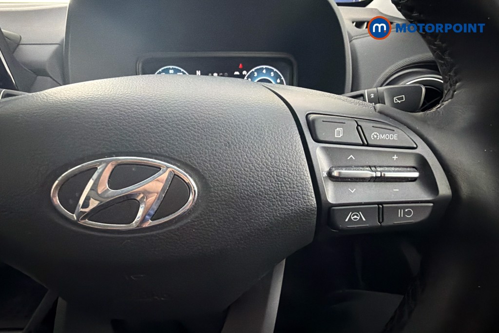 Hyundai Kona Premium Manual Petrol SUV - Stock Number (1635808) - 4th supplementary image