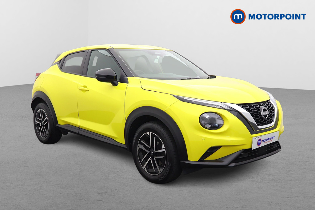 Nissan Juke N-Connecta Manual Petrol SUV - Stock Number (1635838) - Drivers side front corner