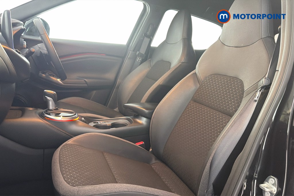 Nissan Juke N-Connecta Automatic Petrol SUV - Stock Number (1635853) - 22nd supplementary image