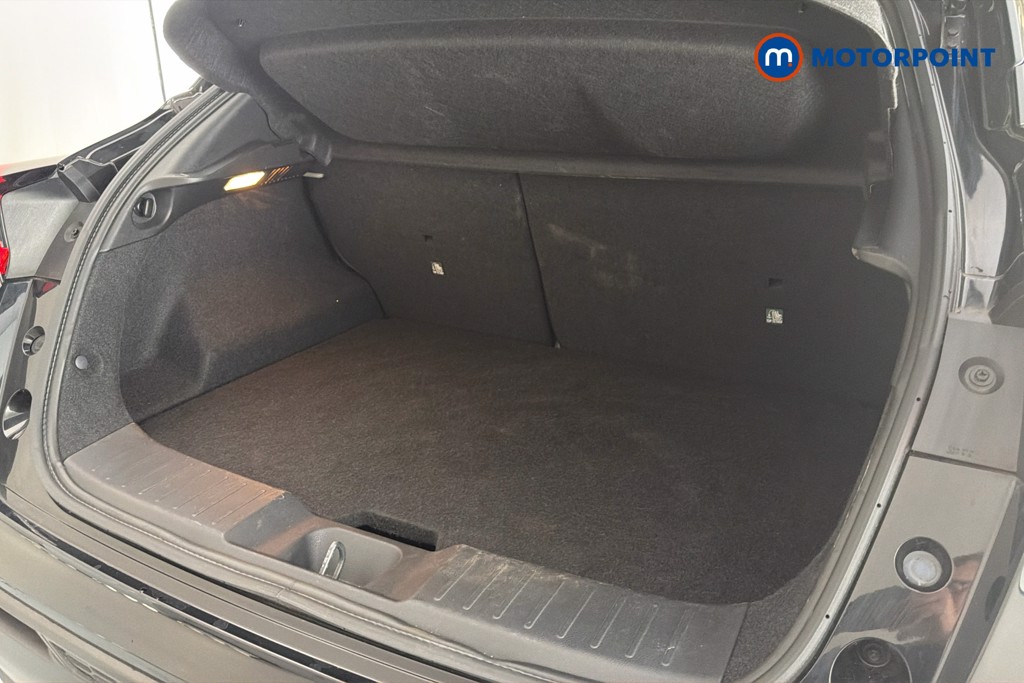 Nissan Juke N-Connecta Automatic Petrol SUV - Stock Number (1635853) - 33rd supplementary image