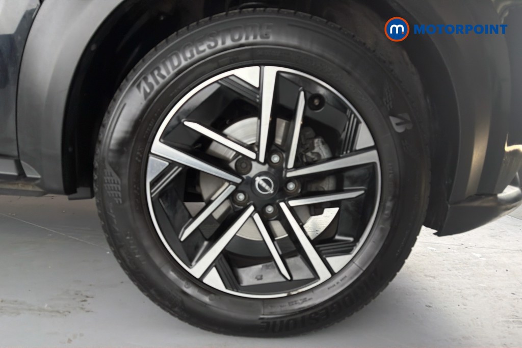 Nissan Juke N-Connecta Automatic Petrol SUV - Stock Number (1635853) - 50th supplementary image