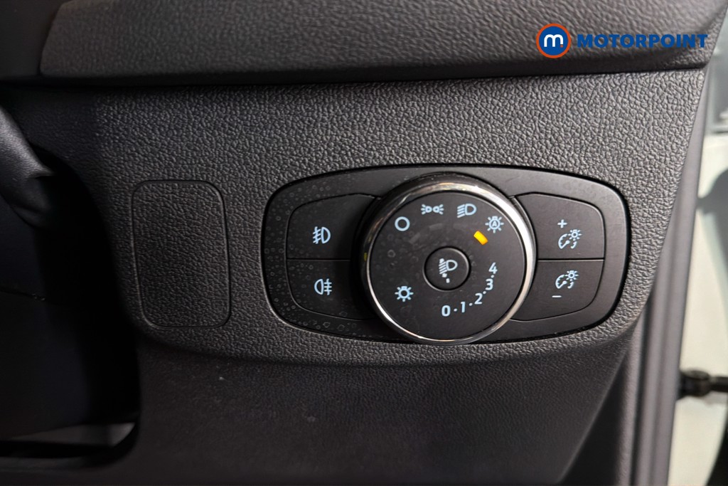 Ford Focus St-Line X Automatic Petrol Estate - Stock Number (1635969) - 18th supplementary image