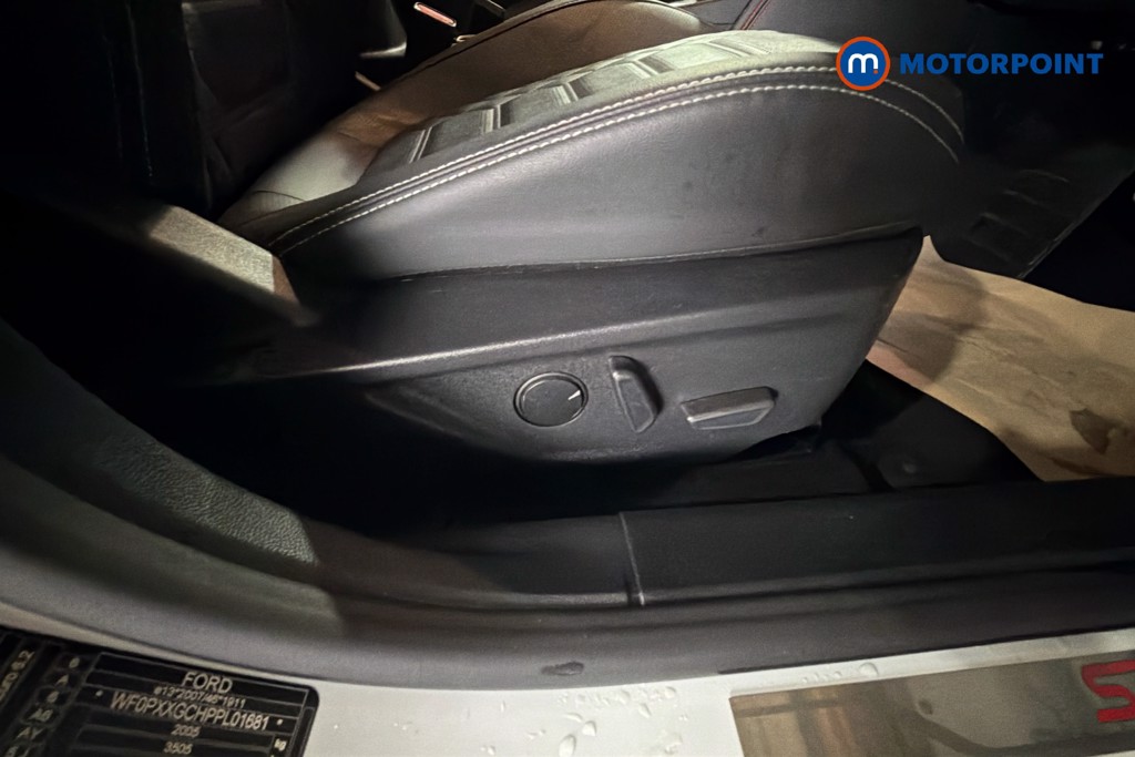 Ford Focus St-Line X Automatic Petrol Estate - Stock Number (1635969) - 25th supplementary image