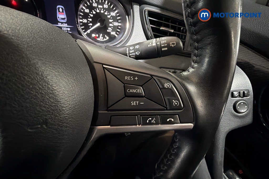 Nissan X-Trail Tekna Automatic Diesel SUV - Stock Number (1636354) - 4th supplementary image