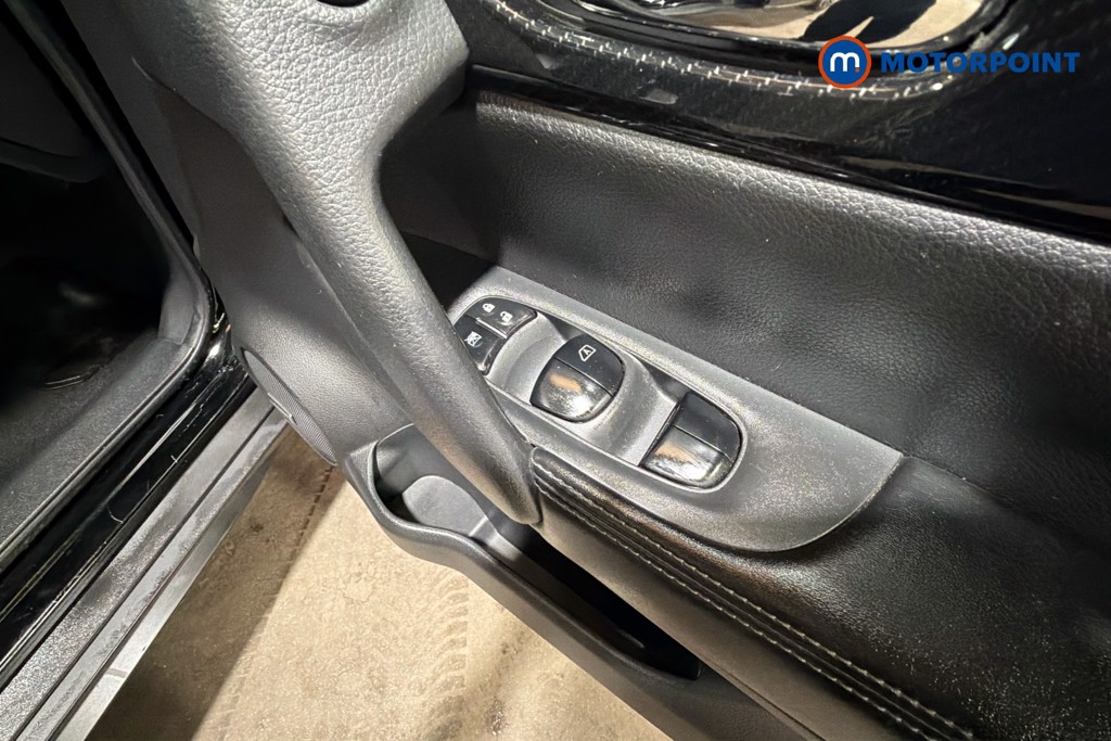 Nissan X-Trail Tekna Automatic Diesel SUV - Stock Number (1636354) - 20th supplementary image