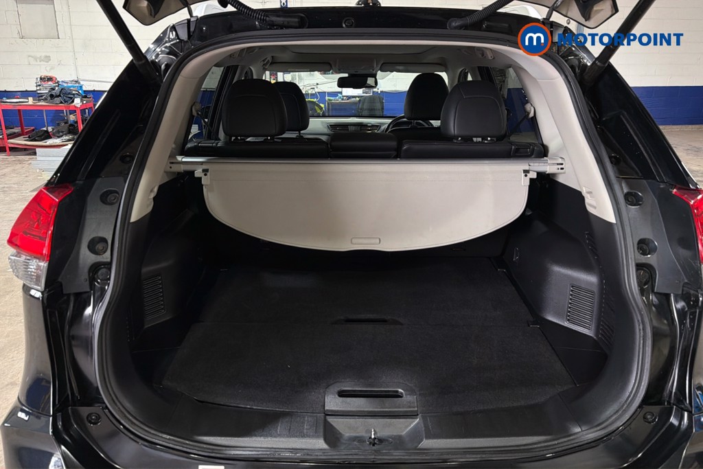 Nissan X-Trail Tekna Automatic Diesel SUV - Stock Number (1636354) - 33rd supplementary image