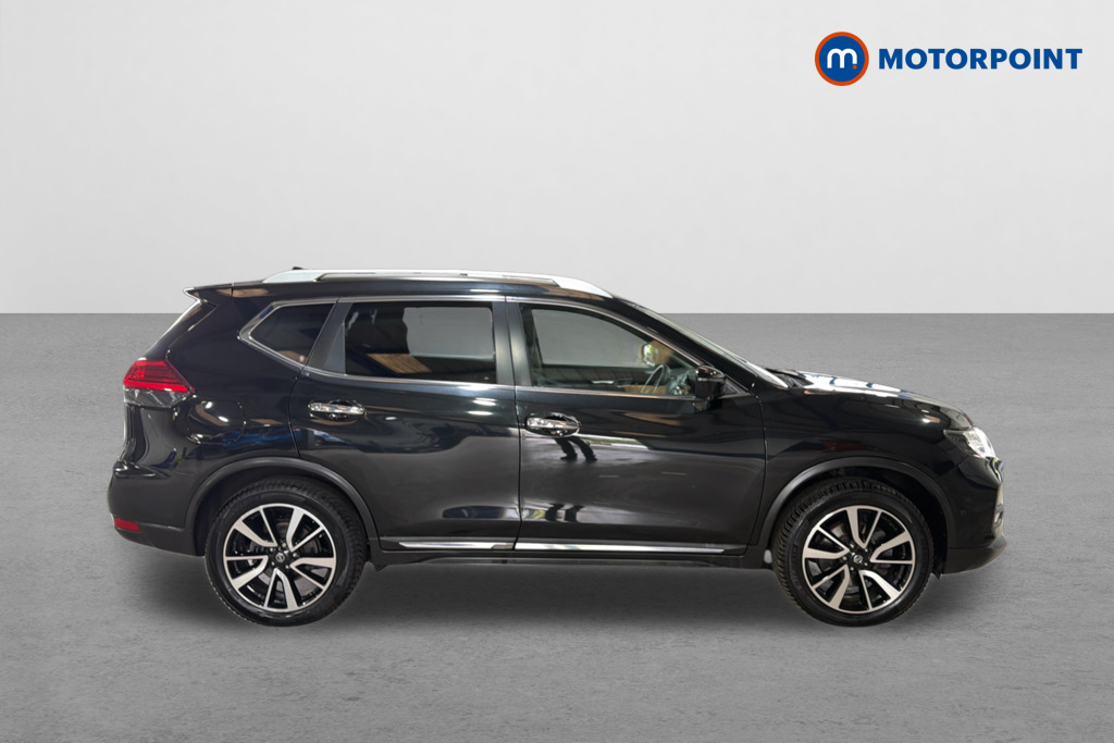 Nissan X-Trail Tekna Automatic Diesel SUV - Stock Number (1636354) - Drivers side