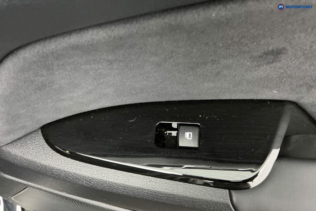 KIA Sportage Gt-Line Automatic Petrol-Electric Hybrid SUV - Stock Number (1636455) - 32nd supplementary image