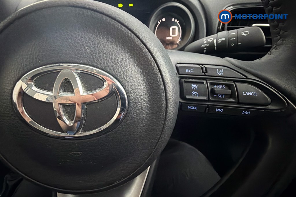 Toyota Yaris Cross Icon Automatic Petrol-Electric Hybrid Estate - Stock Number (1636673) - 4th supplementary image