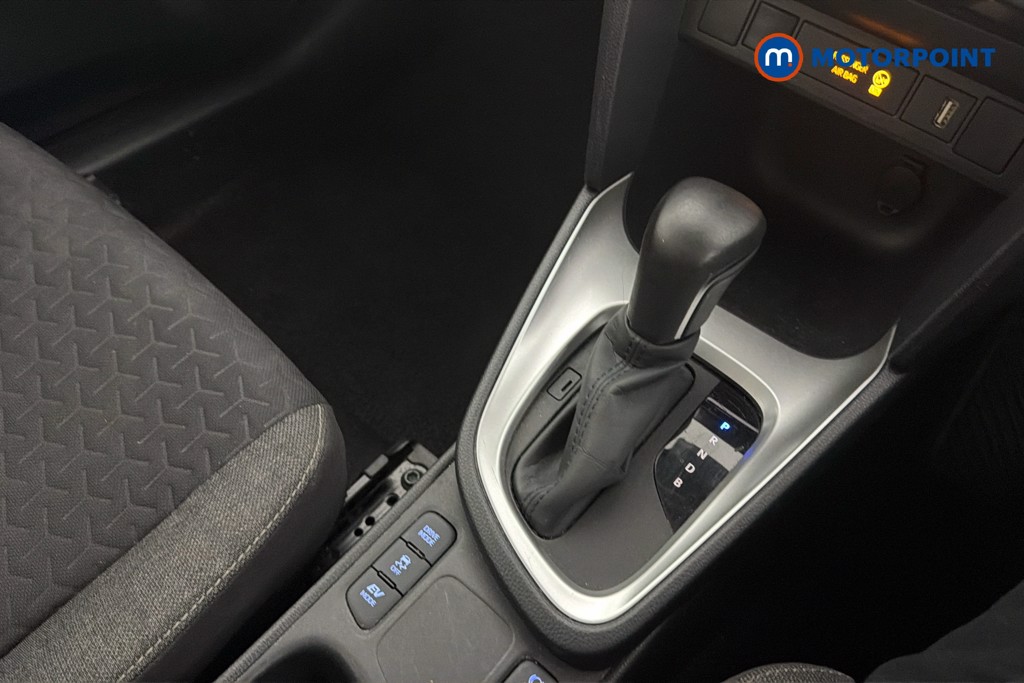 Toyota Yaris Cross Icon Automatic Petrol-Electric Hybrid Estate - Stock Number (1636673) - 15th supplementary image