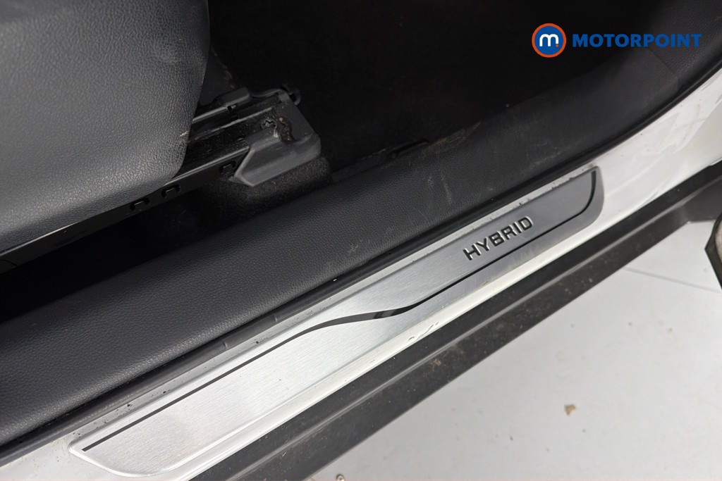 Toyota Yaris Cross Icon Automatic Petrol-Electric Hybrid Estate - Stock Number (1636673) - 27th supplementary image