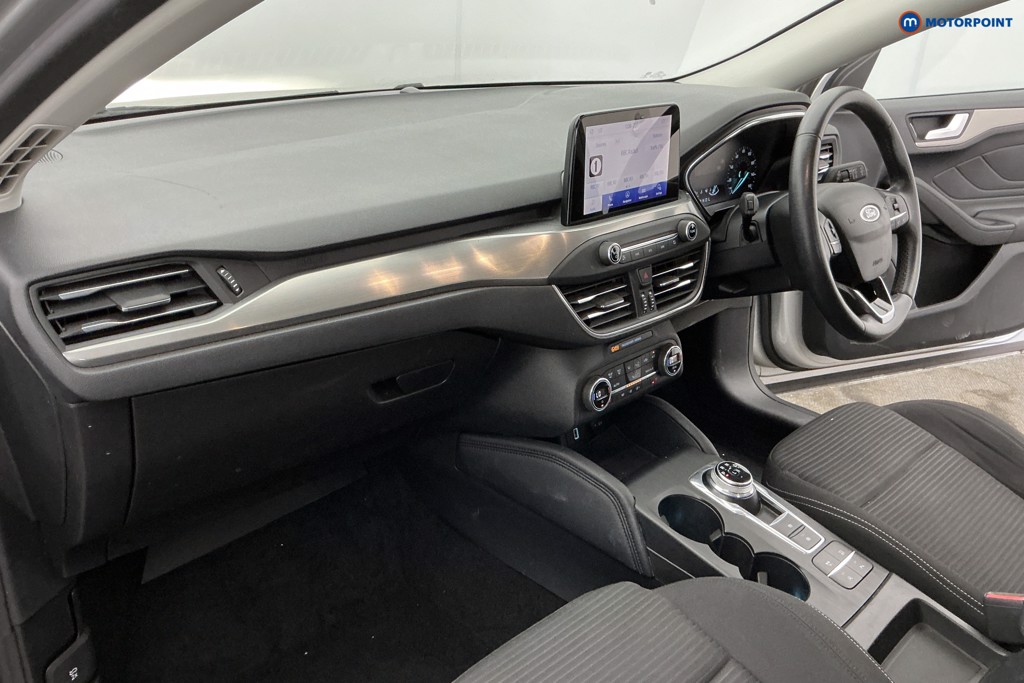 Ford Focus Titanium Automatic Petrol Hatchback - Stock Number (1637010) - 9th supplementary image