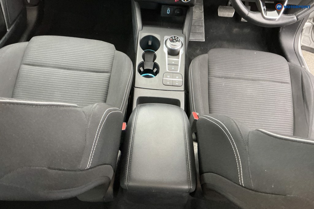 Ford Focus Titanium Automatic Petrol Hatchback - Stock Number (1637010) - 11th supplementary image