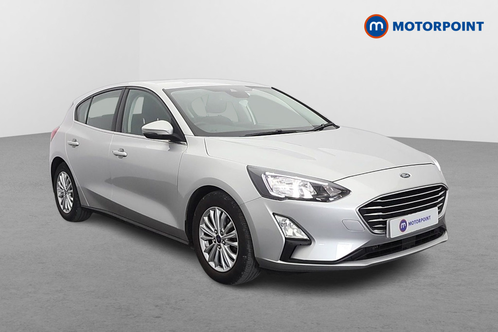 Ford Focus Titanium Automatic Petrol Hatchback - Stock Number (1637010) - Drivers side front corner