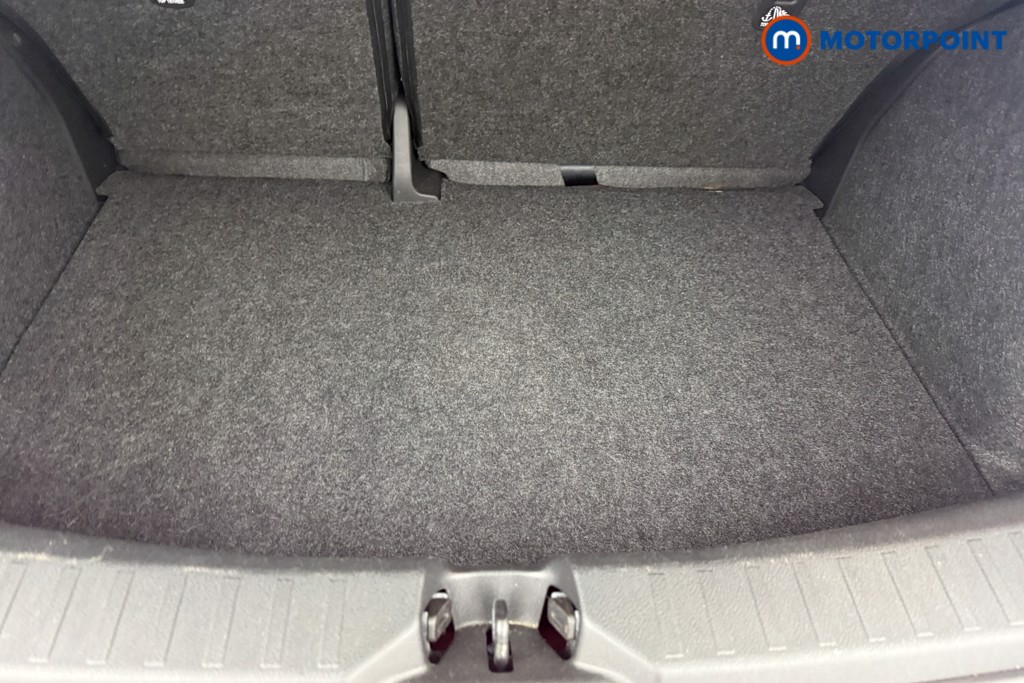 Nissan Micra Tekna Manual Petrol Hatchback - Stock Number (1637041) - 5th supplementary image