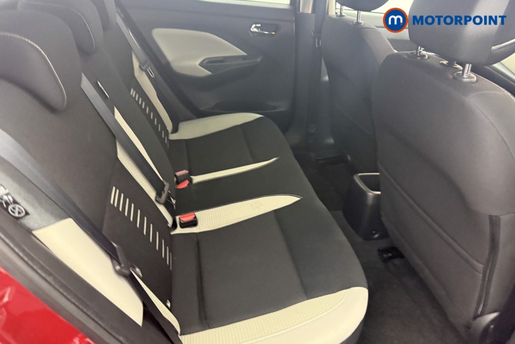 Nissan Micra Tekna Manual Petrol Hatchback - Stock Number (1637041) - 7th supplementary image