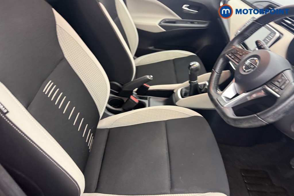 Nissan Micra Tekna Manual Petrol Hatchback - Stock Number (1637041) - 11th supplementary image