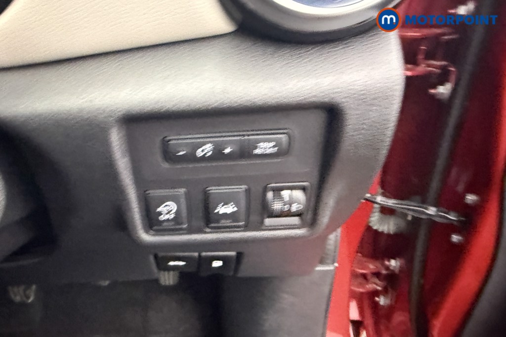 Nissan Micra Tekna Manual Petrol Hatchback - Stock Number (1637041) - 12th supplementary image