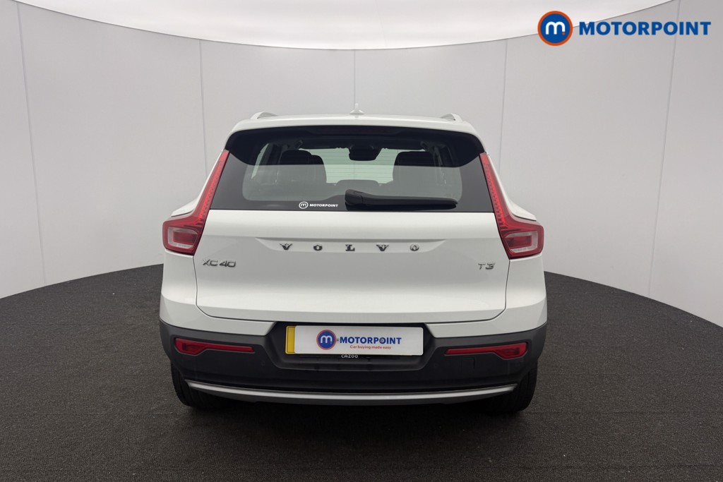 Volvo Xc40 Momentum Manual Petrol SUV - Stock Number (1637044) - 1st supplementary image