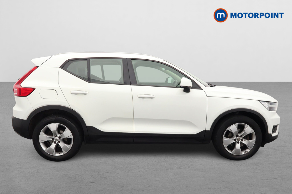 Volvo Xc40 Momentum Manual Petrol SUV - Stock Number (1637044) - Drivers side
