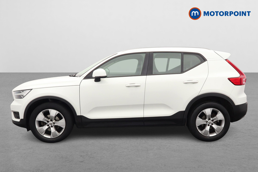 Volvo Xc40 Momentum Manual Petrol SUV - Stock Number (1637044) - Passenger side