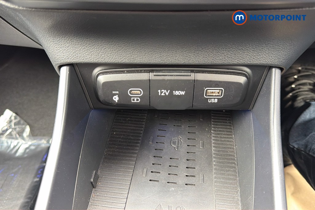 Hyundai I20 Ultimate Manual Petrol Hatchback - Stock Number (1637228) - 17th supplementary image