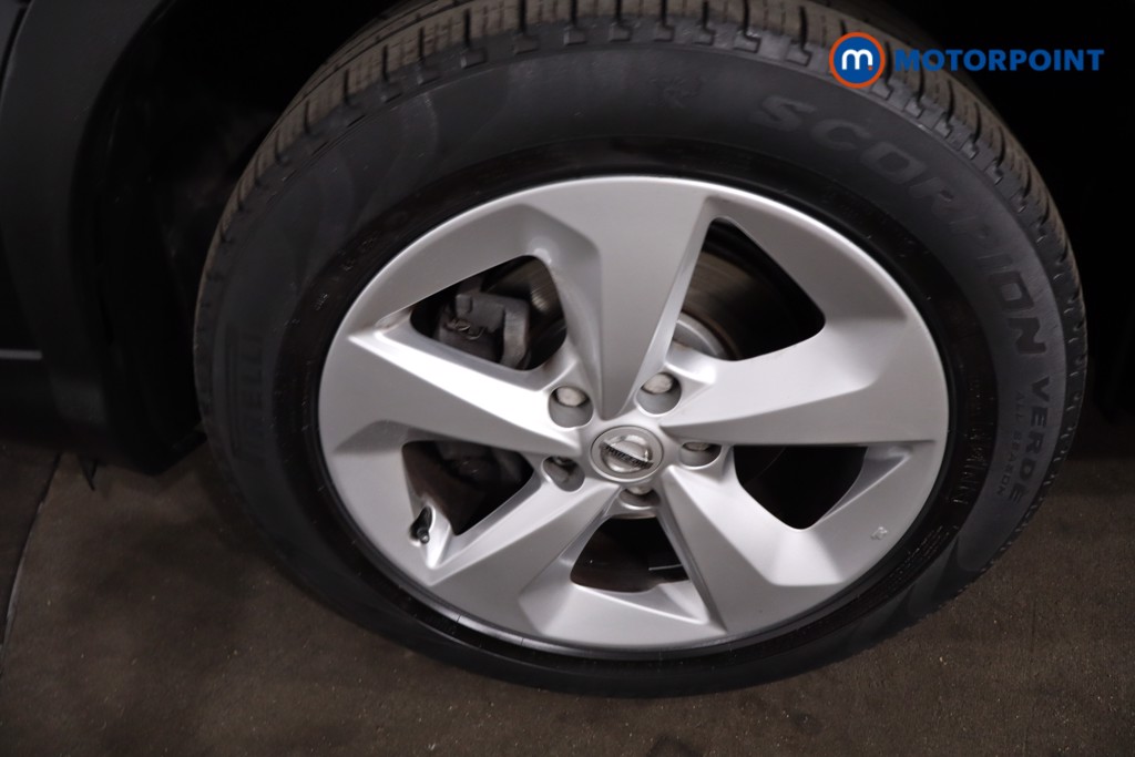 Nissan Qashqai Acenta Premium Manual Petrol SUV - Stock Number (1638165) - 11th supplementary image
