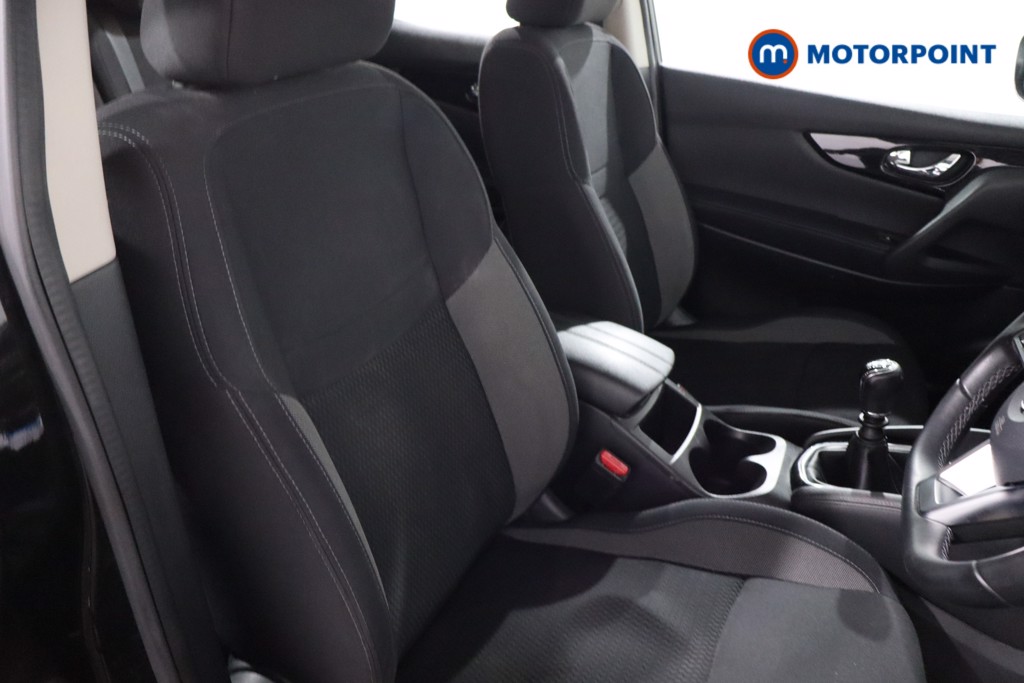 Nissan Qashqai Acenta Premium Manual Petrol SUV - Stock Number (1638165) - 22nd supplementary image