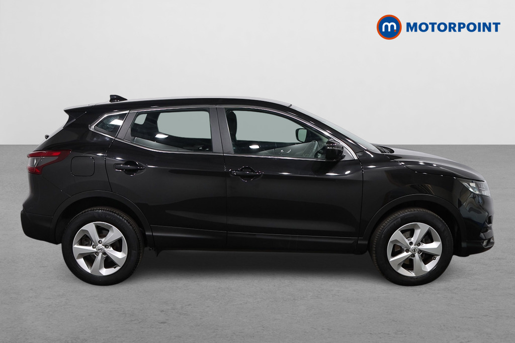 Nissan Qashqai Acenta Premium Manual Petrol SUV - Stock Number (1638165) - Drivers side