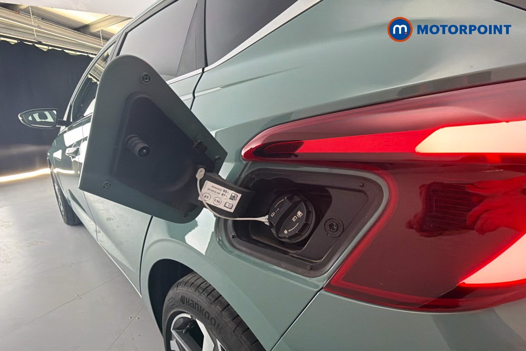 Hyundai I20 Ultimate Manual Petrol Hatchback - Stock Number (1638318) - 41st supplementary image