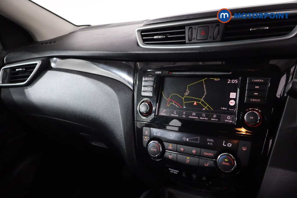 Nissan Qashqai Acenta Premium Manual Diesel SUV - Stock Number (1638437) - 18th supplementary image