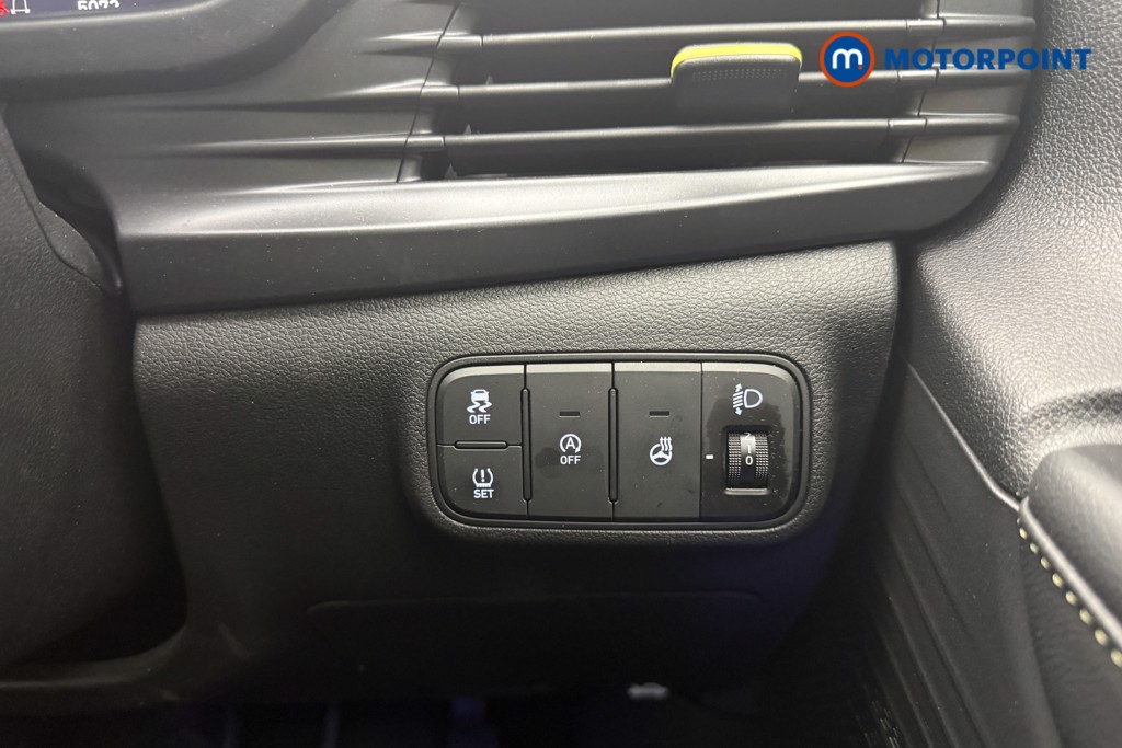 Hyundai I20 Ultimate Manual Petrol Hatchback - Stock Number (1638563) - 17th supplementary image