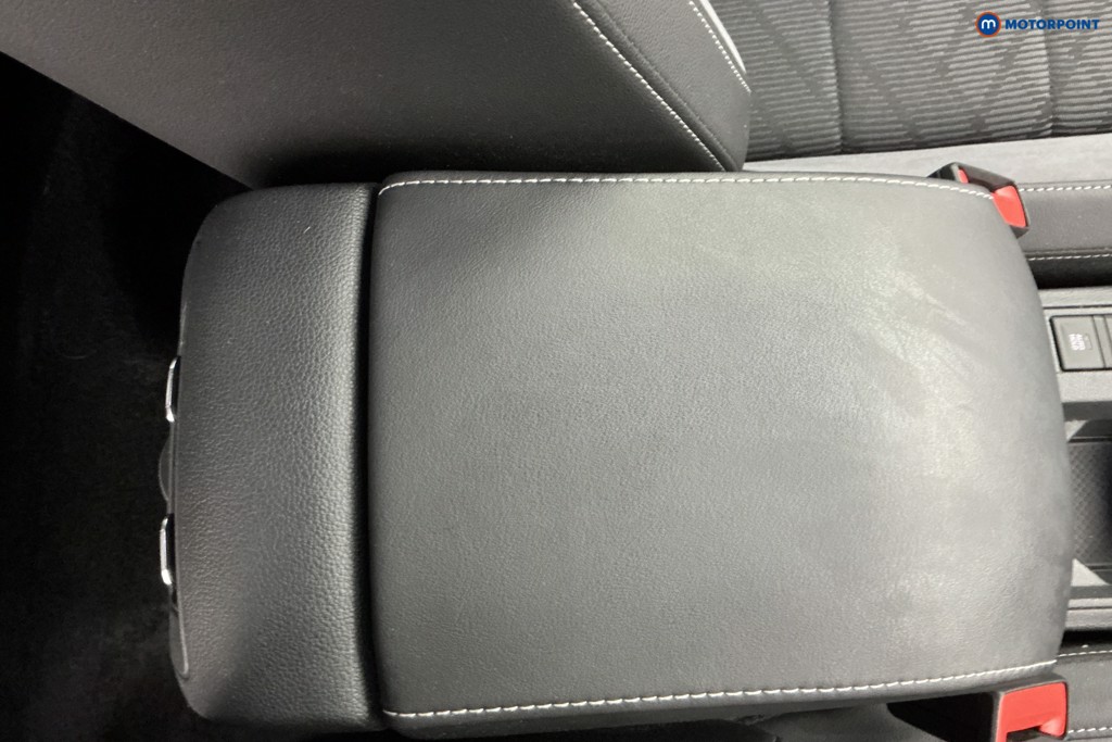Volkswagen T-Roc R-Line Manual Petrol SUV - Stock Number (1638733) - 16th supplementary image
