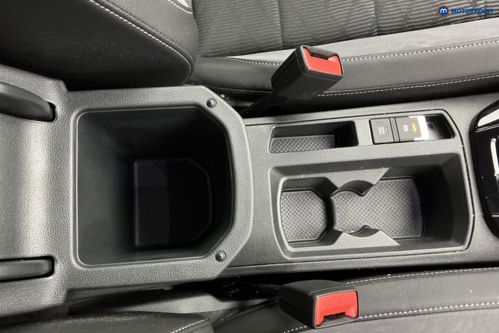 Volkswagen T-Roc R-Line Manual Petrol SUV - Stock Number (1638733) - 17th supplementary image