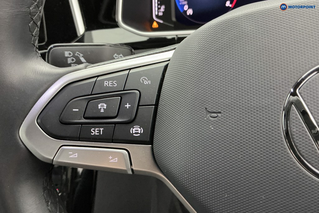 Volkswagen T-Roc R-Line Manual Petrol SUV - Stock Number (1638733) - 24th supplementary image