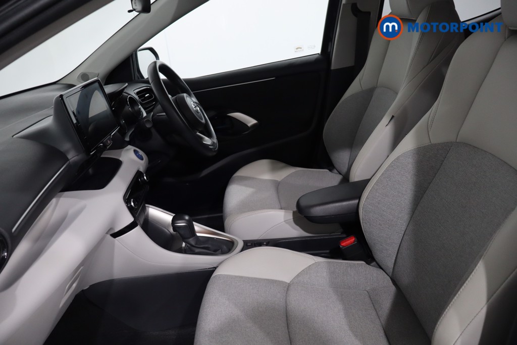 Toyota Yaris Excel Automatic Petrol-Electric Hybrid Hatchback - Stock Number (1638926) - 4th supplementary image